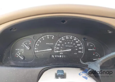 2000 Ford Explorer Eddie Bauer z USA, uszkodzony, nr VIN 1FMDU64EXYZA31080